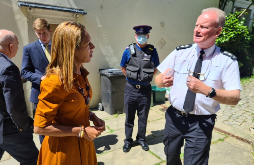 Helen speaking to Ch/Insp Neil Parker, Kent Police